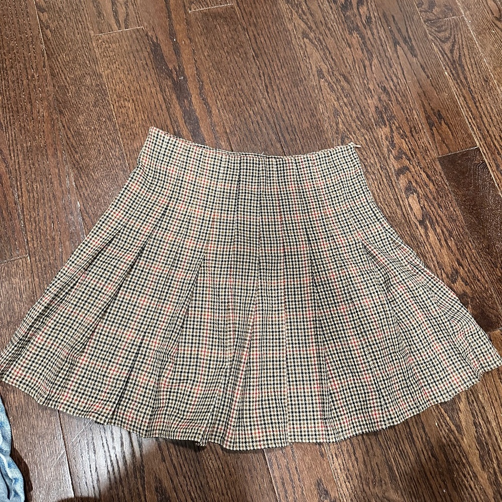 Brandy Melville Plaid Pleated Mini Skirt